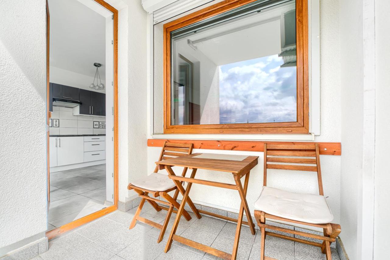 Top Oder Apartments- Private Parking Szczecin Dış mekan fotoğraf