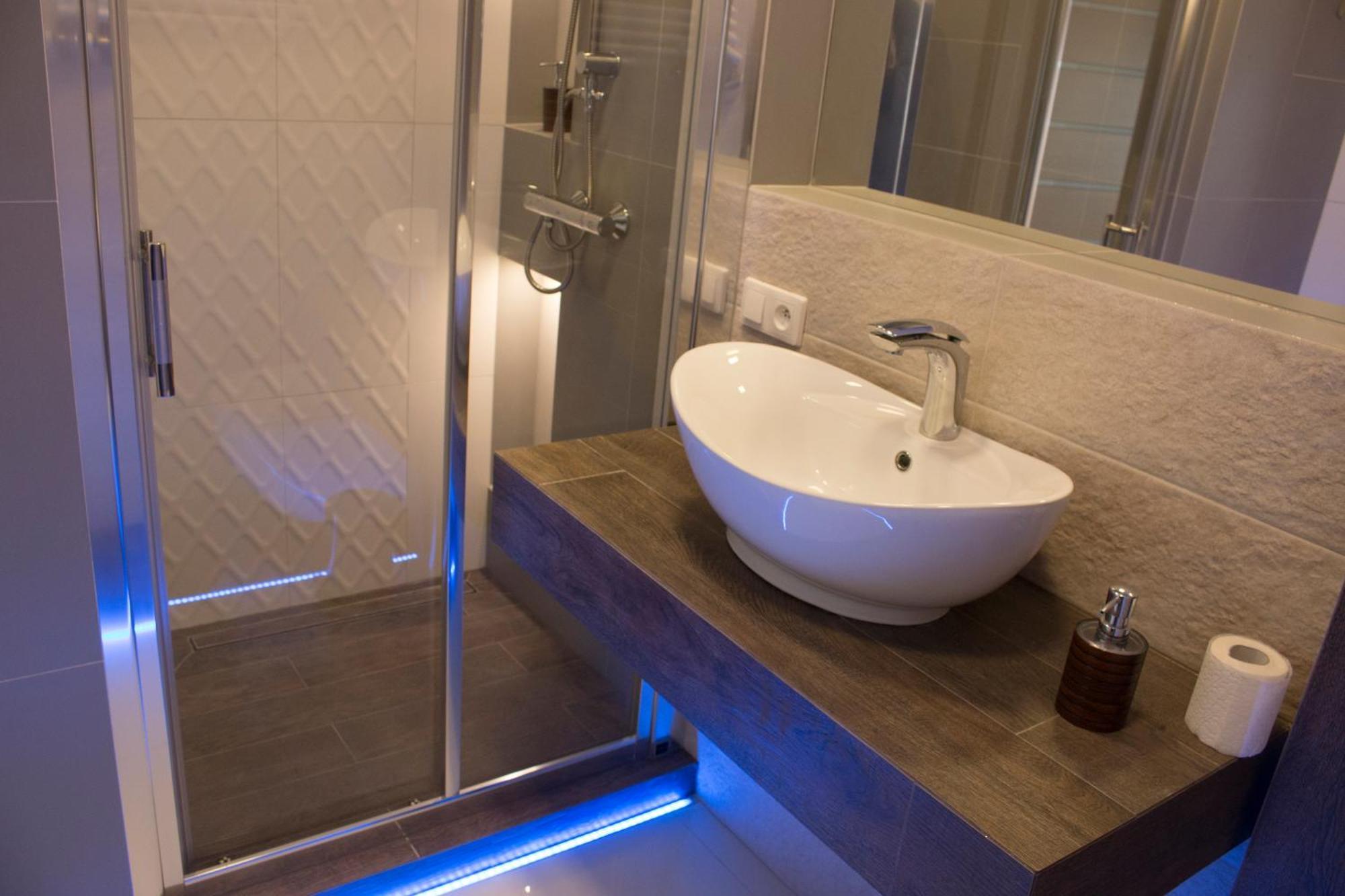 Top Oder Apartments- Private Parking Szczecin Dış mekan fotoğraf